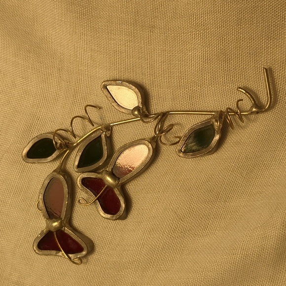 2 Stained glass window sun catchers. Lg.orange kite, red flowers leaves vine. - Picture 4 of 4